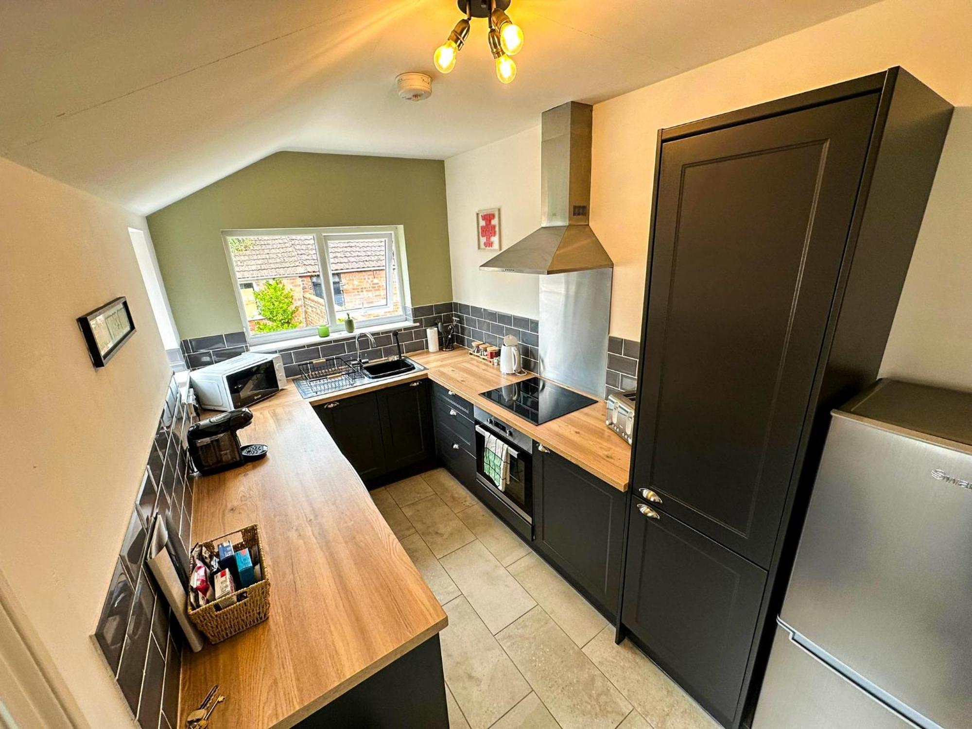 Cecil House - Stylish 2-Bed, Sleeps 5 Guests, Free Parking, Close To Cathedral, Bars & Restaurants Lincoln Bagian luar foto