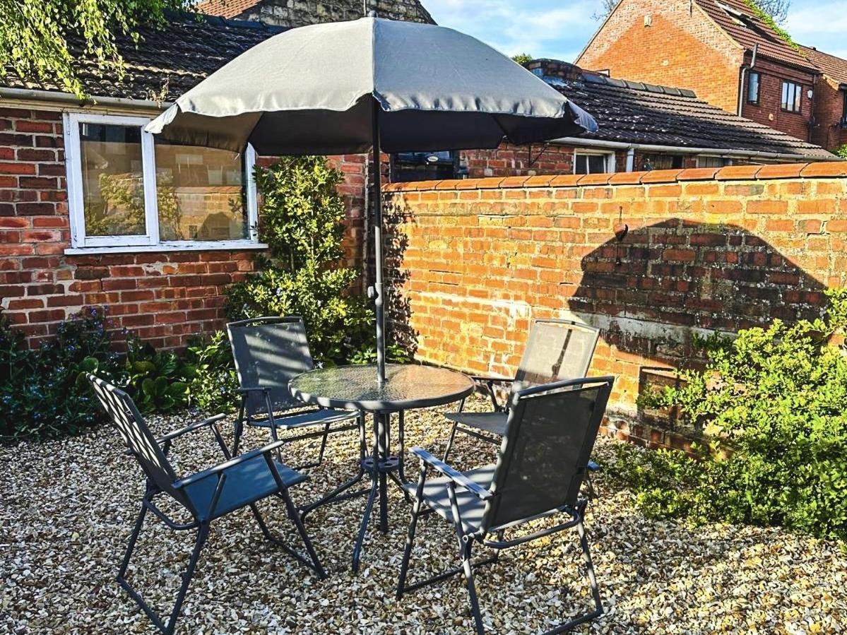Cecil House - Stylish 2-Bed, Sleeps 5 Guests, Free Parking, Close To Cathedral, Bars & Restaurants Lincoln Bagian luar foto