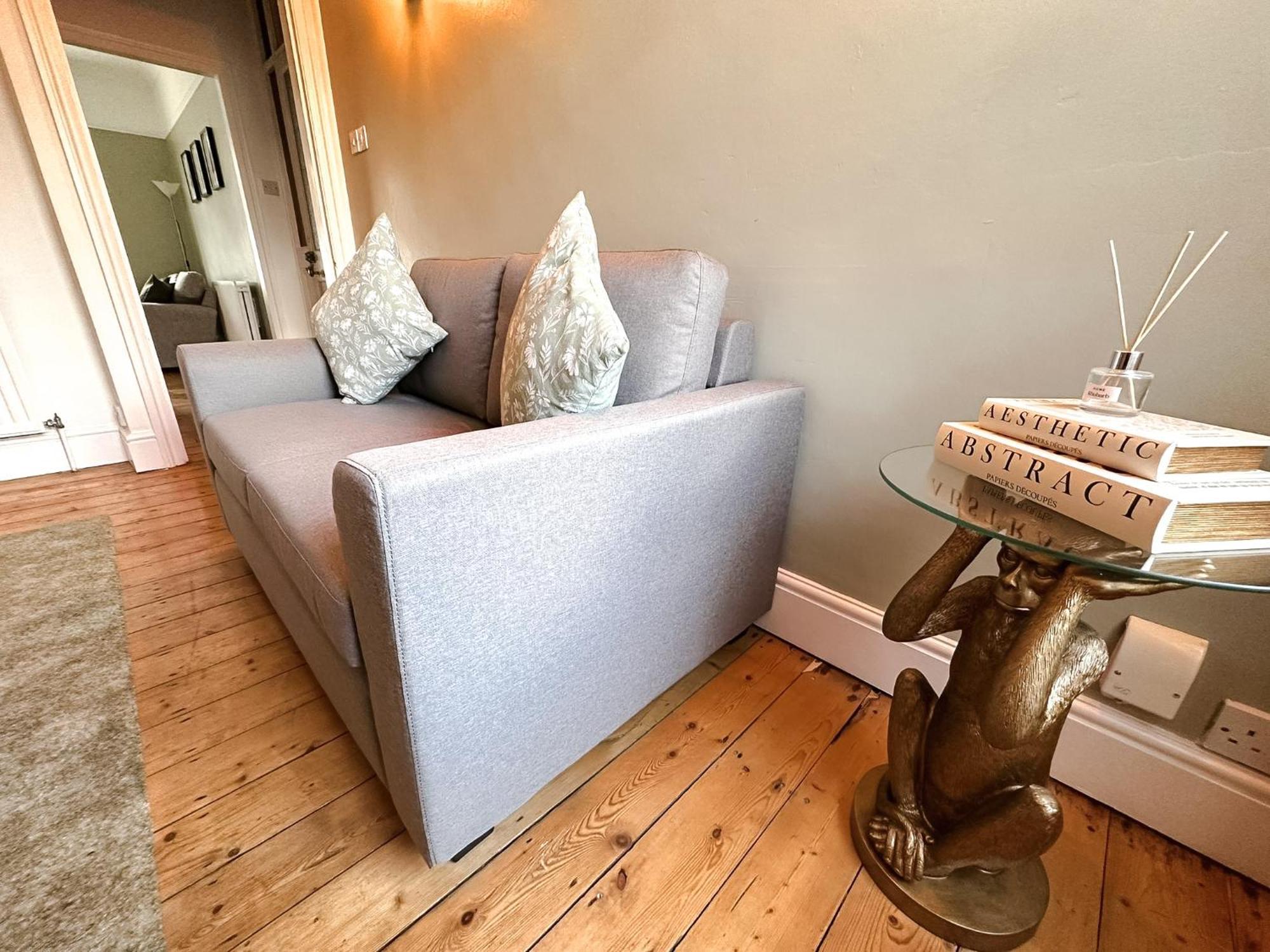 Cecil House - Stylish 2-Bed, Sleeps 5 Guests, Free Parking, Close To Cathedral, Bars & Restaurants Lincoln Bagian luar foto